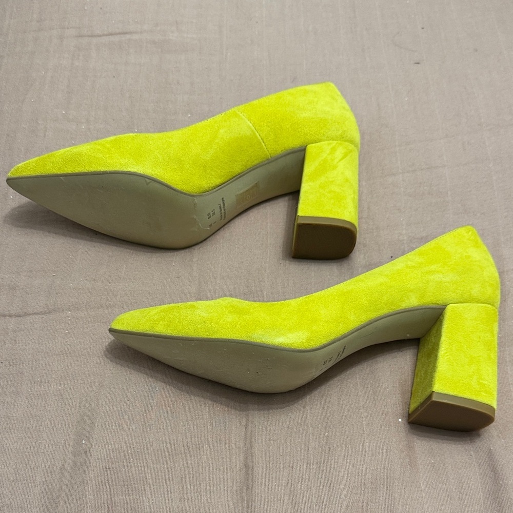 Frank & Oak Women's Bright Yellow Heels - Picture 2 of 4